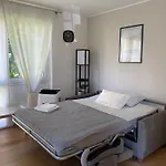 Helles Appartement Mit Terrasse