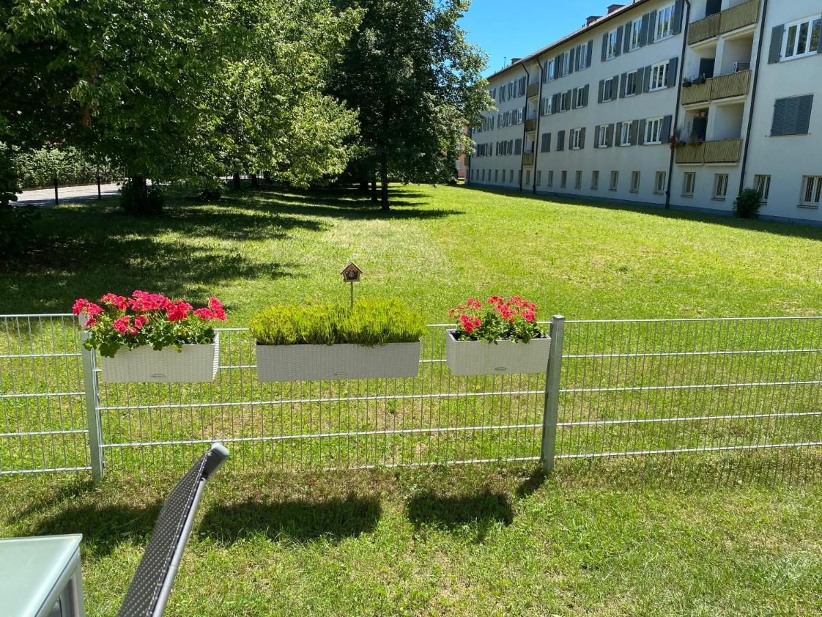 Helles Mit Terrasse Apartment Friedrichshafen