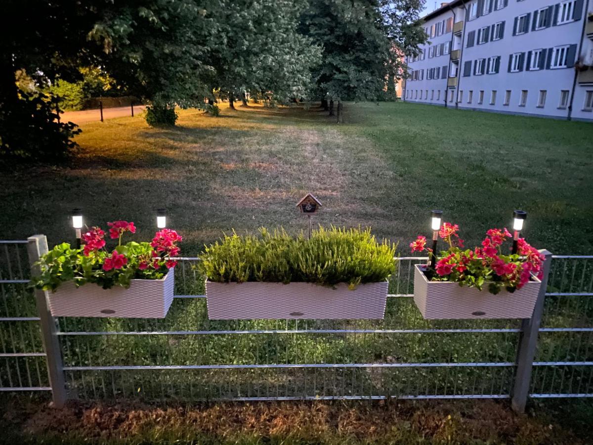 Apartment Helles Mit Terrasse